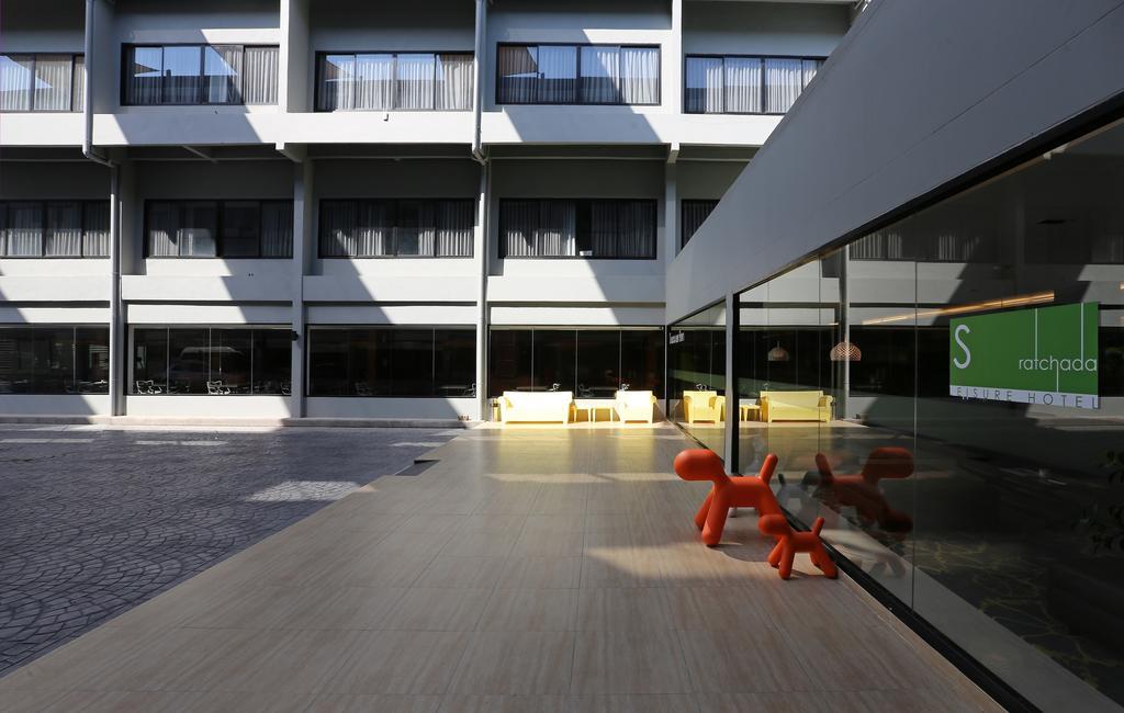 S Ratchada Leisure Hotel - Sha Plus Bangkok Exteriér fotografie The interior of the hotel