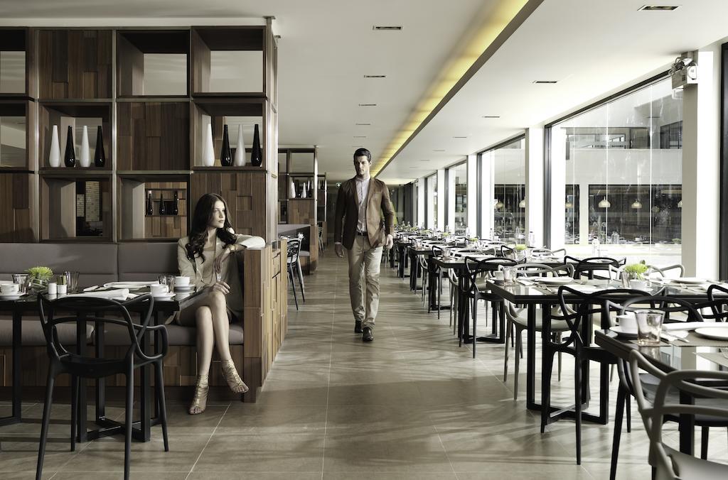 S Ratchada Leisure Hotel - Sha Plus Bangkok Exteriér fotografie The restaurant